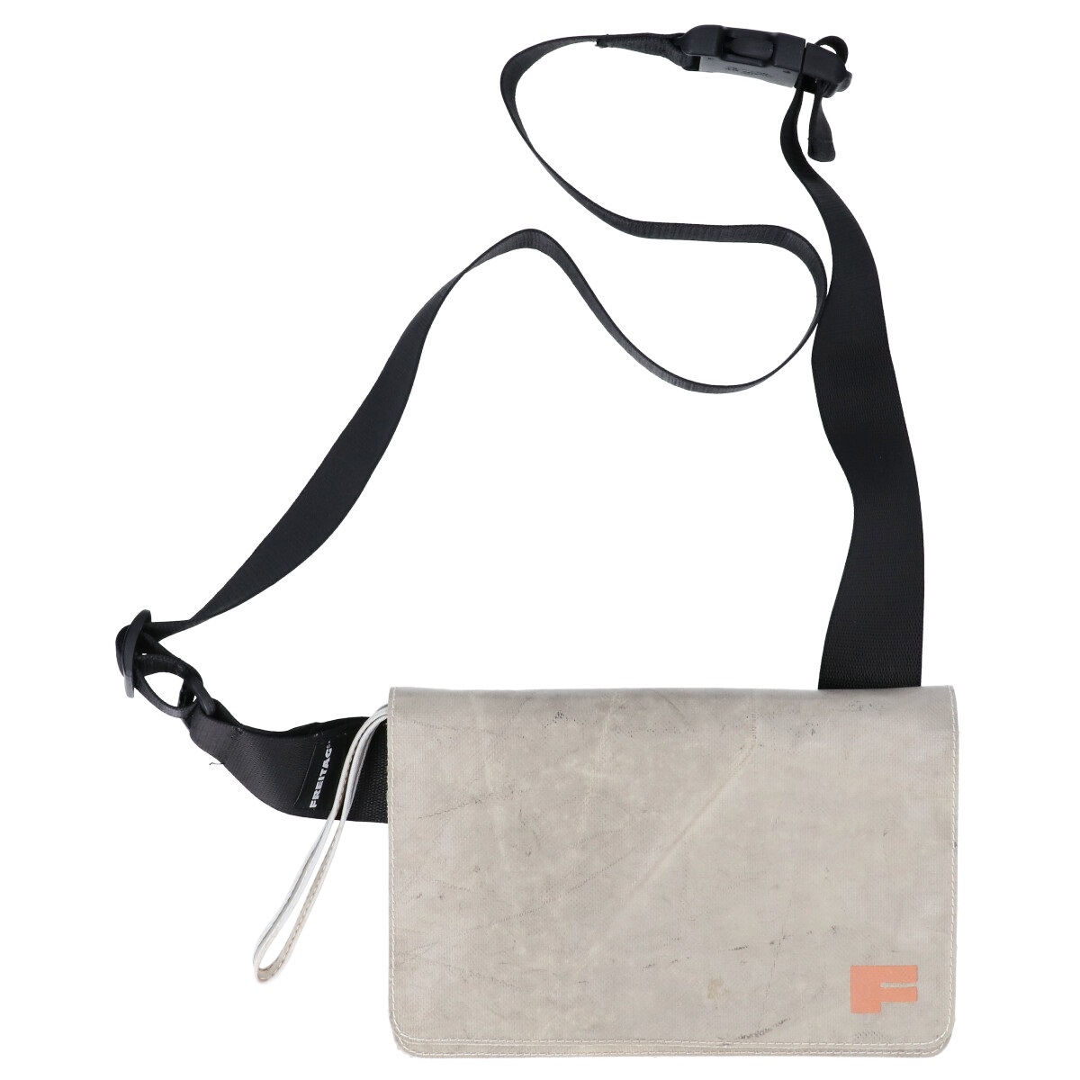 freitag-l227.jpg