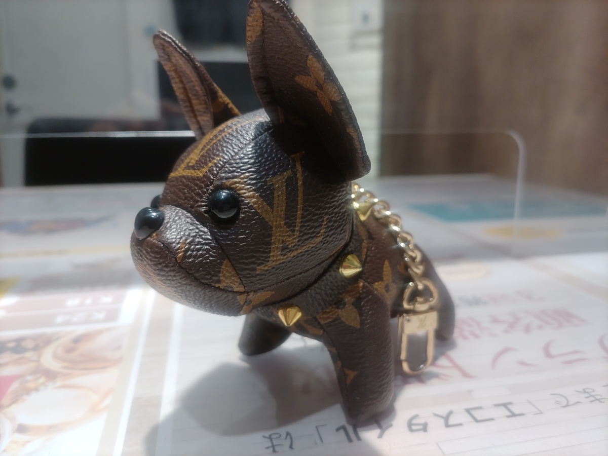 【貴重】Louis Vuitton ルイヴィトン キーホルダー 犬 ゴールド 貴重】Louis Vuitton ルイヴィトン キーホルダー 犬 ゴールド 貴重