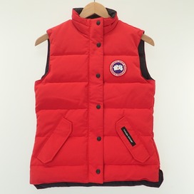 カナダグースの2832L FREESTYLE VEST ダウンベスト レッド ※㈱サザビーリーグの買取実績です。