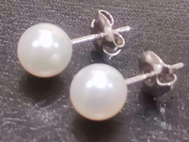 タサキのE-P700-18KWG 7㎜パール スタッドピアスの買取実績です。