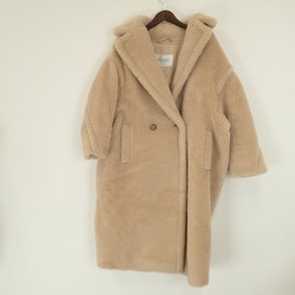 マックスマーラの10110311600 TEDDY テディベアコート アイコンコートの買取実績です。