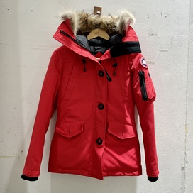 カナダグースのレッド 2530L モンテベロ ダウンジャケットの買取実績です。