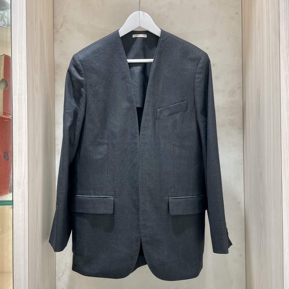 渋谷店で、エルメスの洋服(チャコール グレンチェック カシミヤシルク