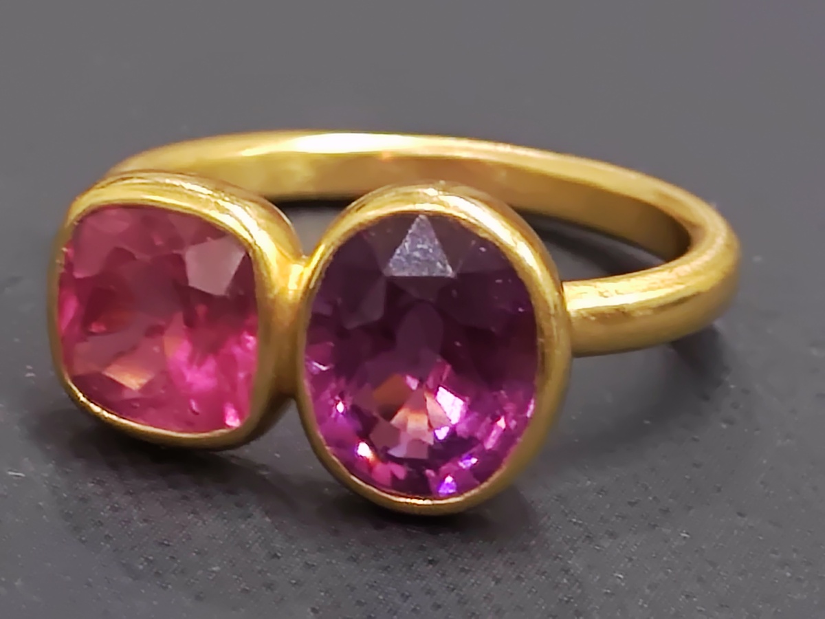 新宿店で、マリーエレーヌのアメシストとピンクトルマリンを使った人気