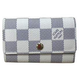 ルイヴィトンのN61745 2016年 ダミエアズール ミュルティクレ6 キーケースの買取実績です。