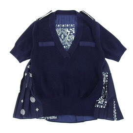 サカイの16-02797 バックプリーツ バンダナ柄 異素材ミックス ニット レディースの買取実績です。