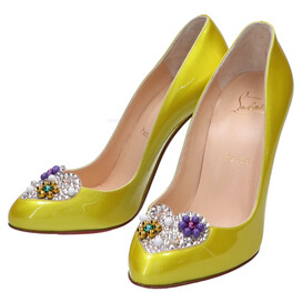 クリスチャンルブタンのハートビジュートゥ パテントレザー ヒール パンプスの買取実績です。