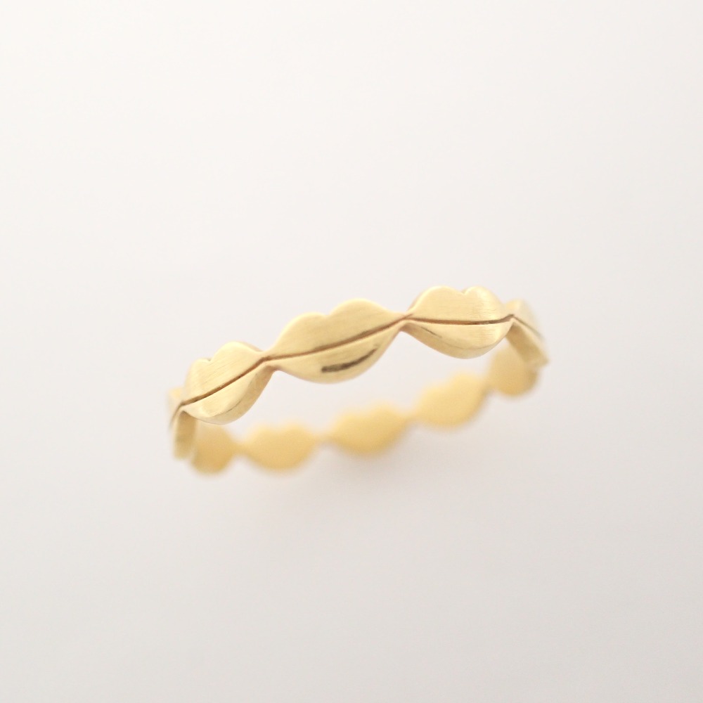 マリーエレーヌドゥタイヤックのK22、TENDER KISS BAND RING 、リップ