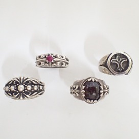 エーアンドジーのSV925/シルバー ストーンデザインリング 計4点セットの買取実績です。