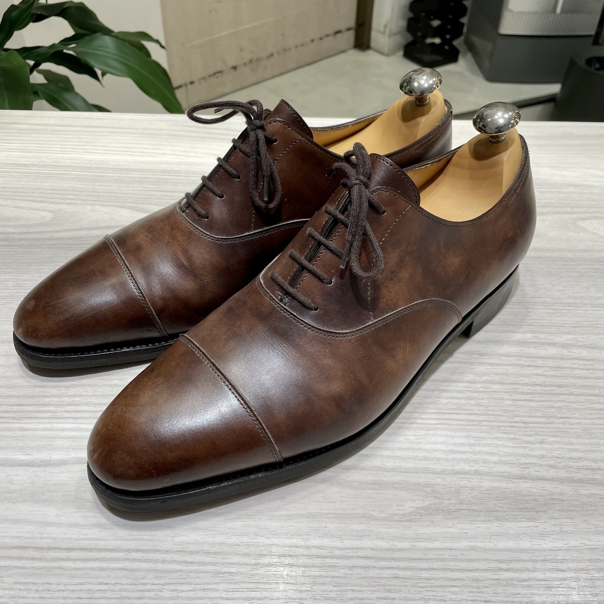 渋谷店で、ジョンロブのシティ2、ストレートチップシューズを買取まし 