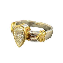 金のPt900×K18 ペアシェイプ 1.16刻印 ダイヤモンドリングの買取実績です。