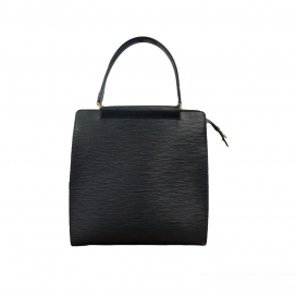 ルイヴィトンの2002年製 エピ ノワール M52002 フィガリMMの買取実績です。