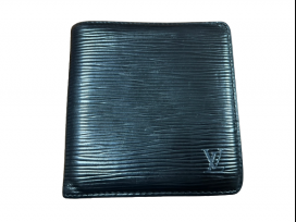 ルイヴィトンのM63312 2002年製 エピ ノワール ポルトビエ6カルトクレディ 2つ折り札入れの買取実績です。