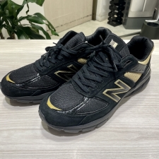 ニューバランス ブラック／ゴールド M990BH5 スニーカー 買取実績です。