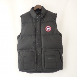 カナダグースのブラック 4154M フリースタイル ダウンベストの買取実績です。
