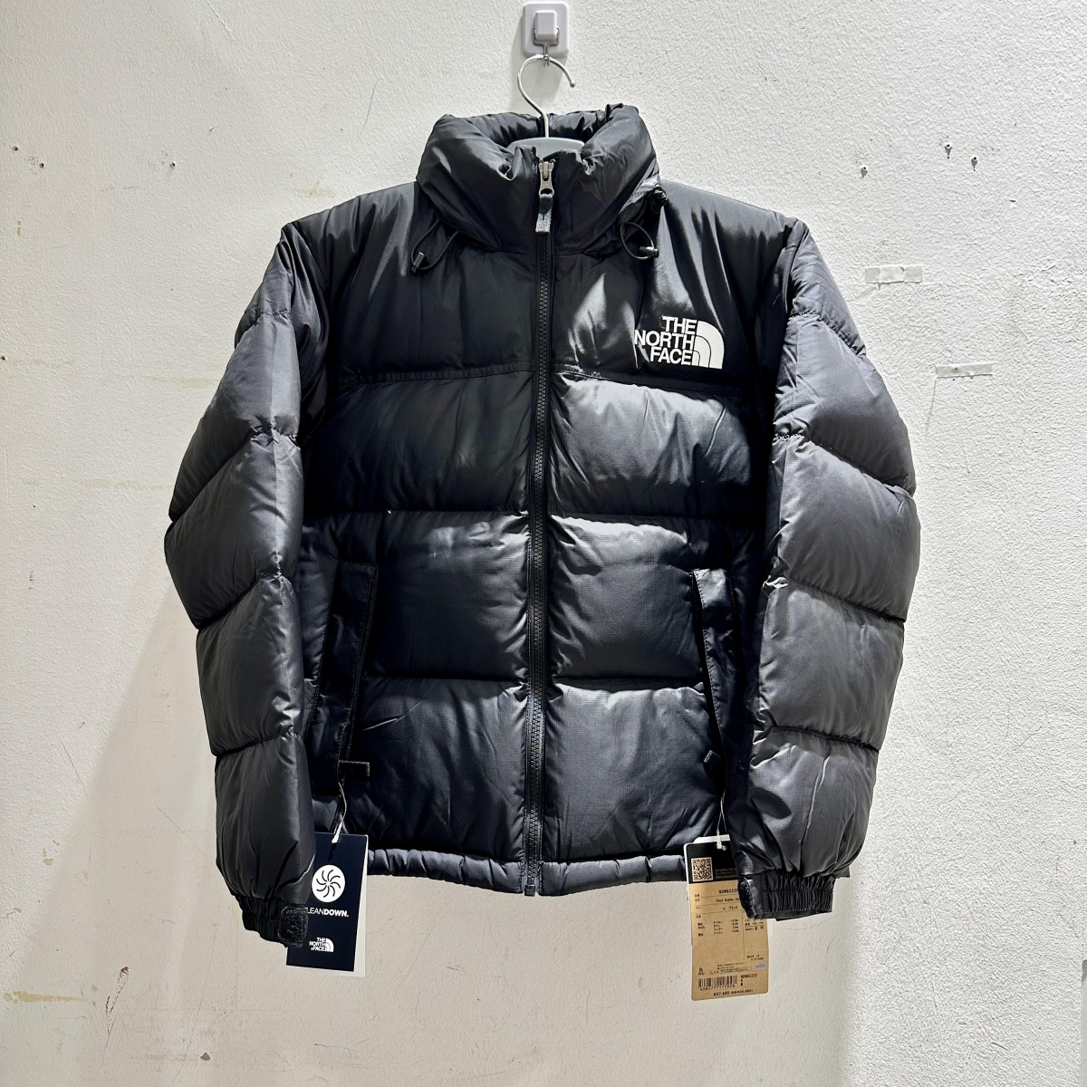 渋谷店で、ノースフェイスのショートヌプシジャケット、NDW92232を買取 