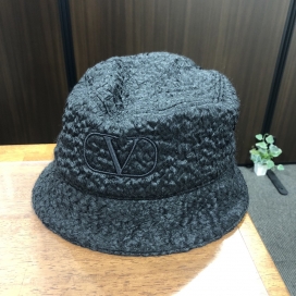 ヴァレンティノの2022年モデル 1Y0HGA32DMQ  VLogo Embroidered Bucket Hat　Vロゴエンブロダイアリーバケットハットの買取実績です。