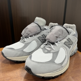 ニューバランスのM2002RVC GREY/グレー スニーカーの買取実績です。
