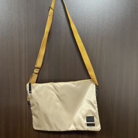 ポーター(吉田カバン)の×マルニ BNP00007U0P3441 ベージュ サコッシュの買取実績です。