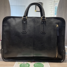 土屋鞄製造所 ブラック ウルバーノアーバンブリーフバッグ 買取実績です。