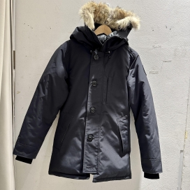 カナダグースのブラック 3426MB シャトーパーカー ダウンコートの買取実績です。