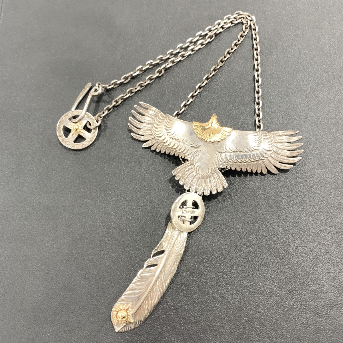 浜松入野店で、アリゾナフリーダムのイーグル×フェザーのペンダント