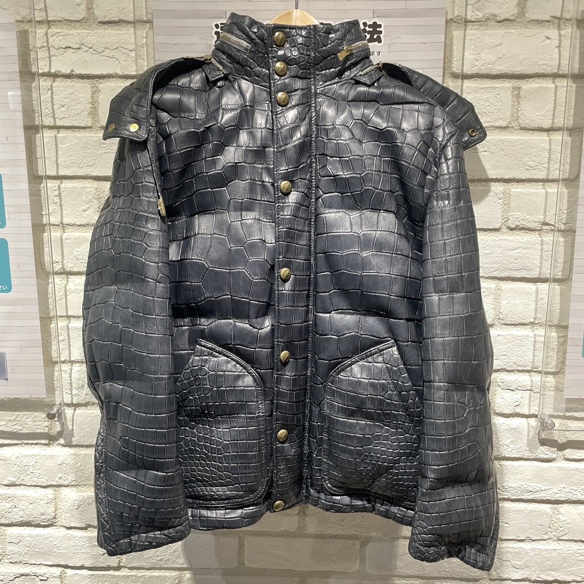 定価1,780万円ZELE PARIS クロコダイルジャケット Z刻印ボタン ZELE-PARIS クロコダイル ゼルパリ クロコダイルブルゾン特集 10月号 ZELE-PARIS 先日 A社長にオーダー頂いた世界に一つだけのZele-Parisのオール