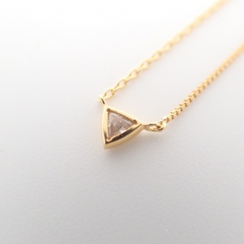 トーカティブのK18 TRIO trilliant 0.03ct ダイヤモンド ネックレスの買取実績です。