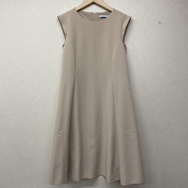 フォクシーの43089 モリーナドレスワンピースの買取実績です。