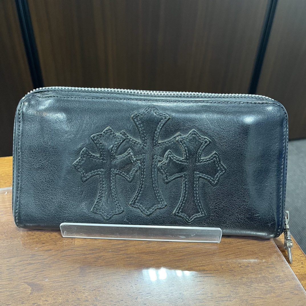 心斎橋店で、クロムハーツの3セメタリークロスのラウンドジップ