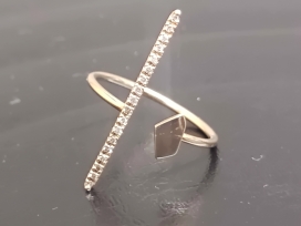 ヒロタカのGossamer K10 0.09ct ダイヤモンドバーリングの買取実績です。