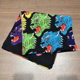 グッチのマルチカラー TIGER PATTERN スカーフの買取実績です。