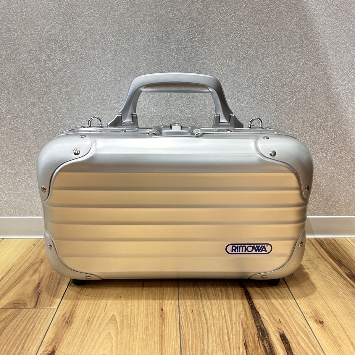 【極美品】リモワ RIMOWA トパーズ TOPAS ピッコロ 928.16 浜松入野でリモワを買取。トパーズ、ピッコロのミニアタッシュケース