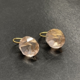 エツコソノベのK20YG ローズクォーツ フックピアスの買取実績です。