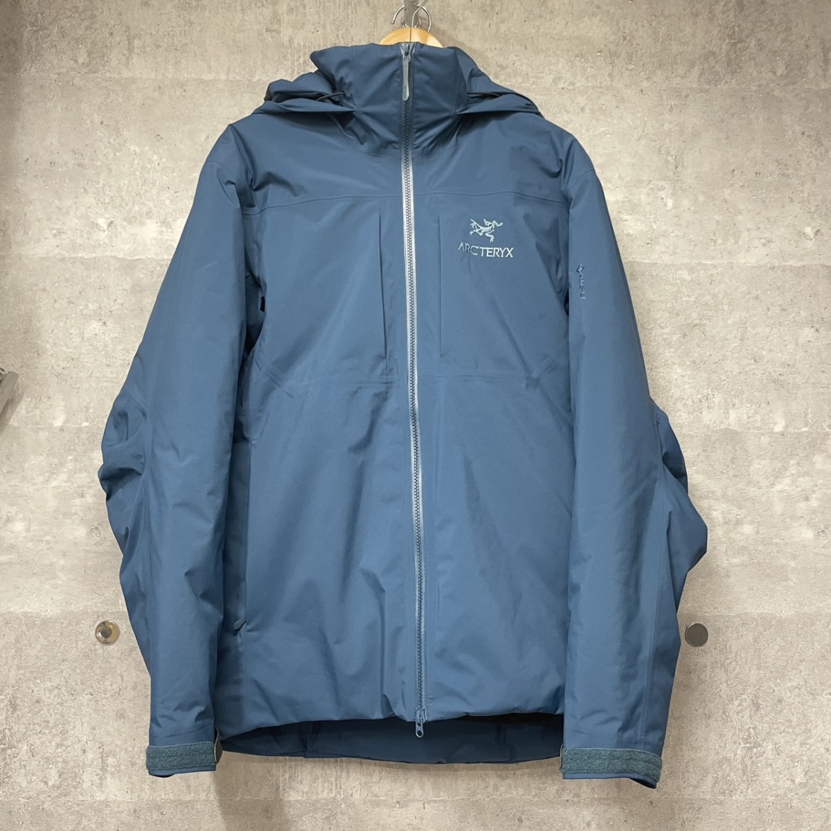 銀座本店で、アークテリクスのFission SV Jacket、19645を買取いたし 