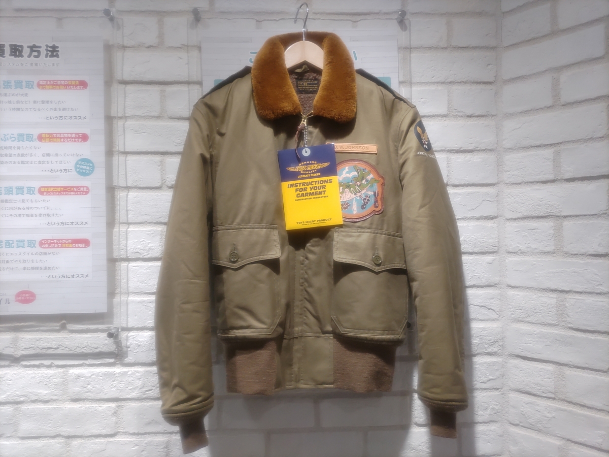 新宿店で、トイズマッコイのB-10カスタムのムーンライトコマンド仕様の 