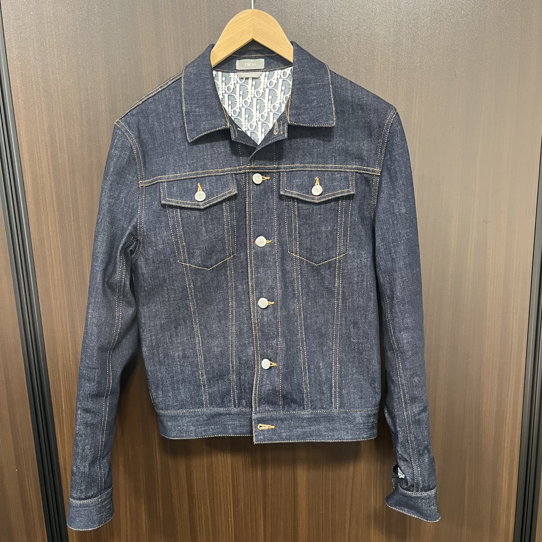 心斎橋店で、ディオールオムのオブリークデザインデニムジャケット