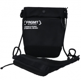 モンクレールの22AW GENIUS 7ｘFRAGMENT HIROSHI FUJIWARA サコッシュバッグの買取実績です。