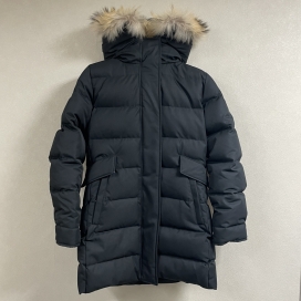 ピレネックスのブラック HWQ026P0009WT3 W21P2 グルノーブル ファー ダウンジャケットの買取実績です。