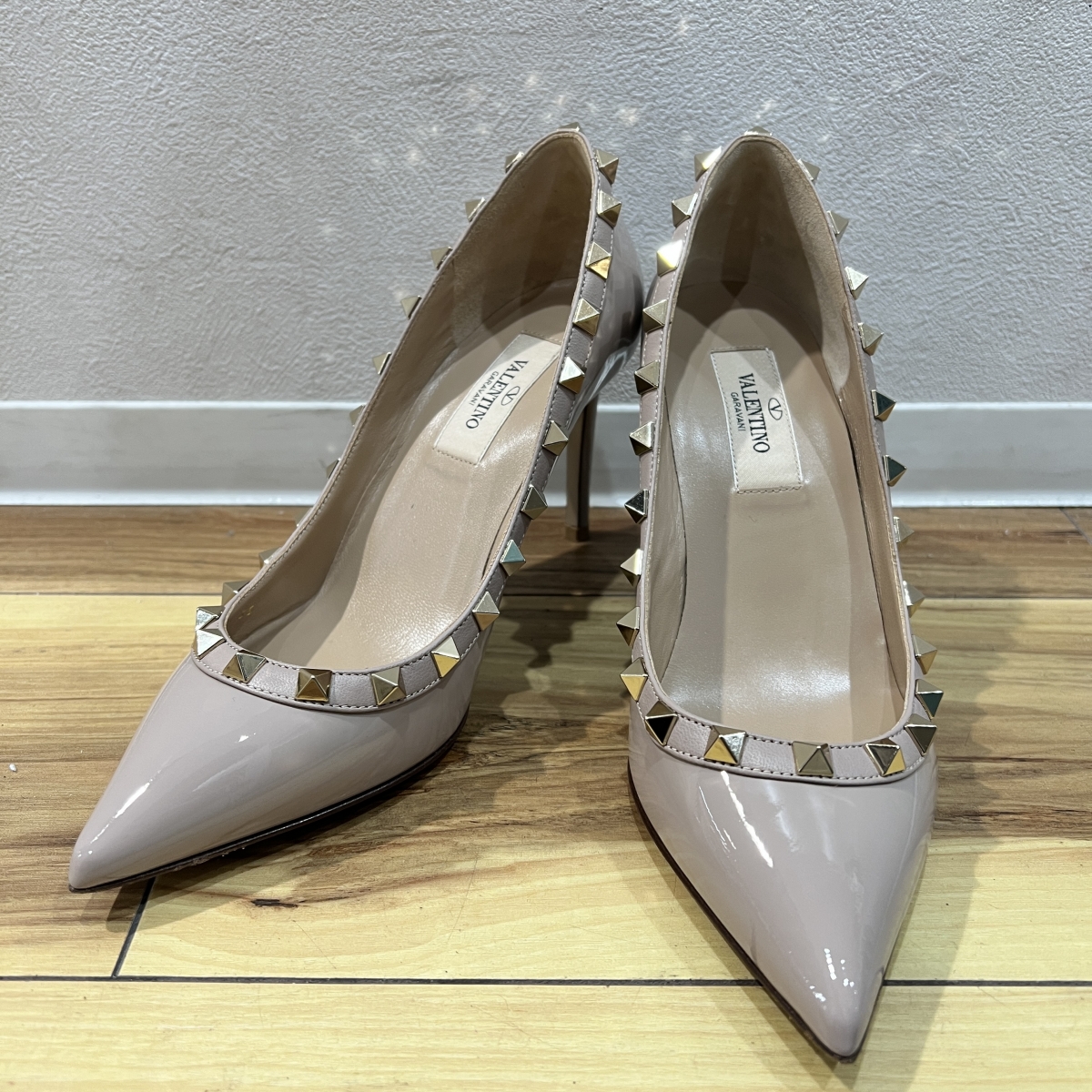 valentino-pumps-a232.jpg