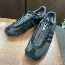 アディダス ×YOHJI YAMAMOTO AQ2903 ブラック カントリージップ ローカットスニーカー 26cm 買取実績です。