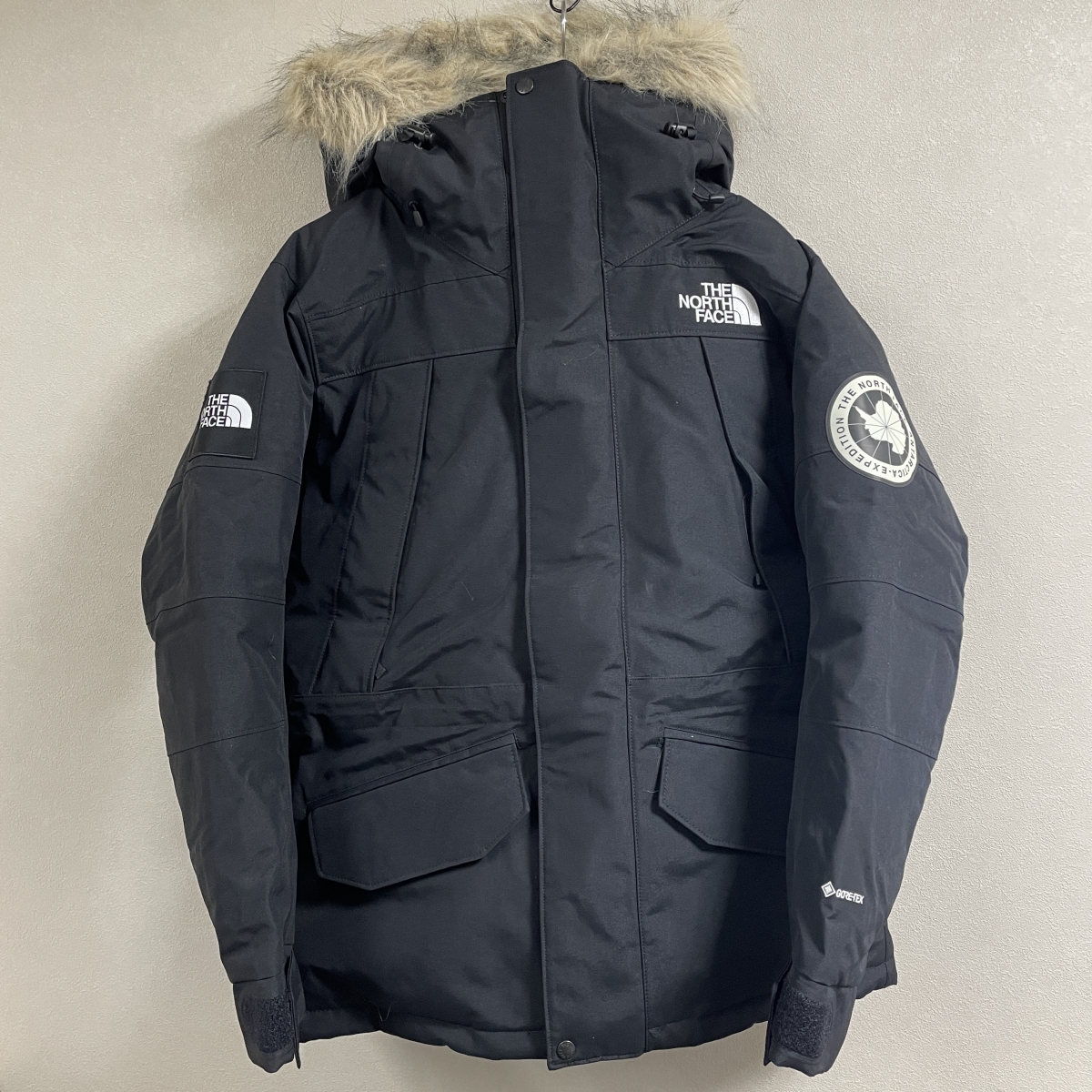 神戸三宮店でノースフェイスを買取。ブラックのアンタークティカパーカ