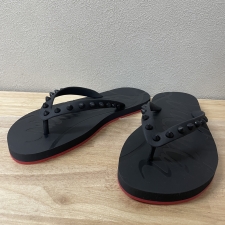 神戸三宮でクリスチャンルブタンを買取。1210655、ラバーサンダルのLoubi Flipを買取しました。状態は未使用品です。