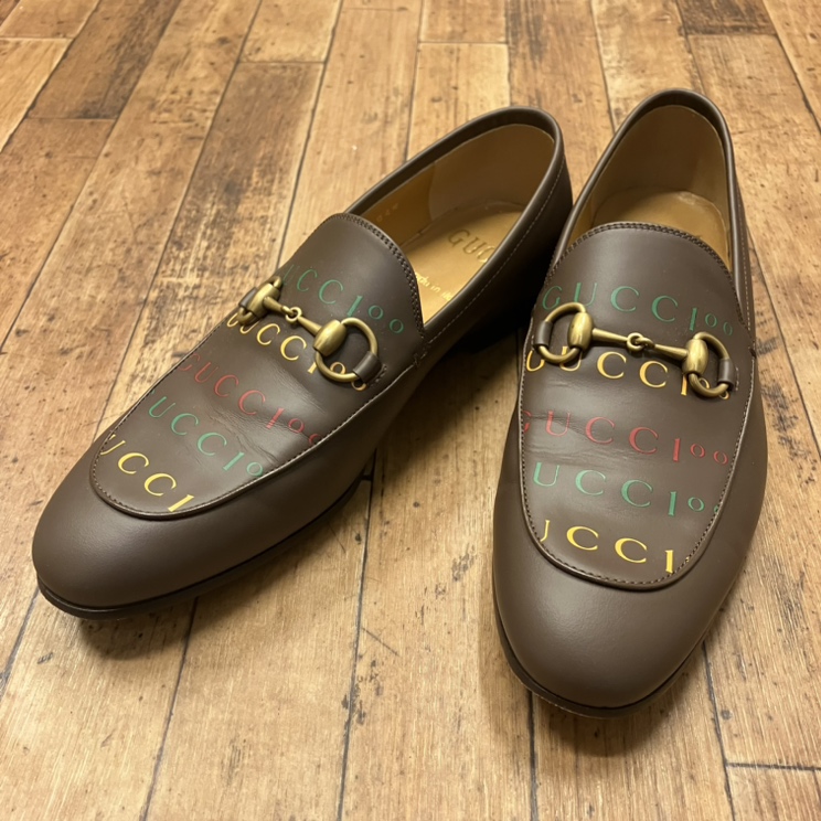 銀座本店で、グッチの100周年記念ホースビットローファー677069を買取