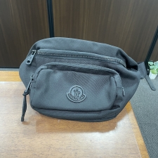 モンクレール 23SS ブラック DURANCE ウエストバッグ 買取実績です。