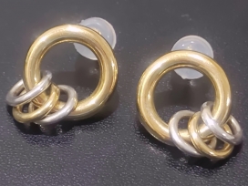 スピネリキルコリンのK18YG×SV925 ギャラクシーリングスタッドピアスの買取実績です。