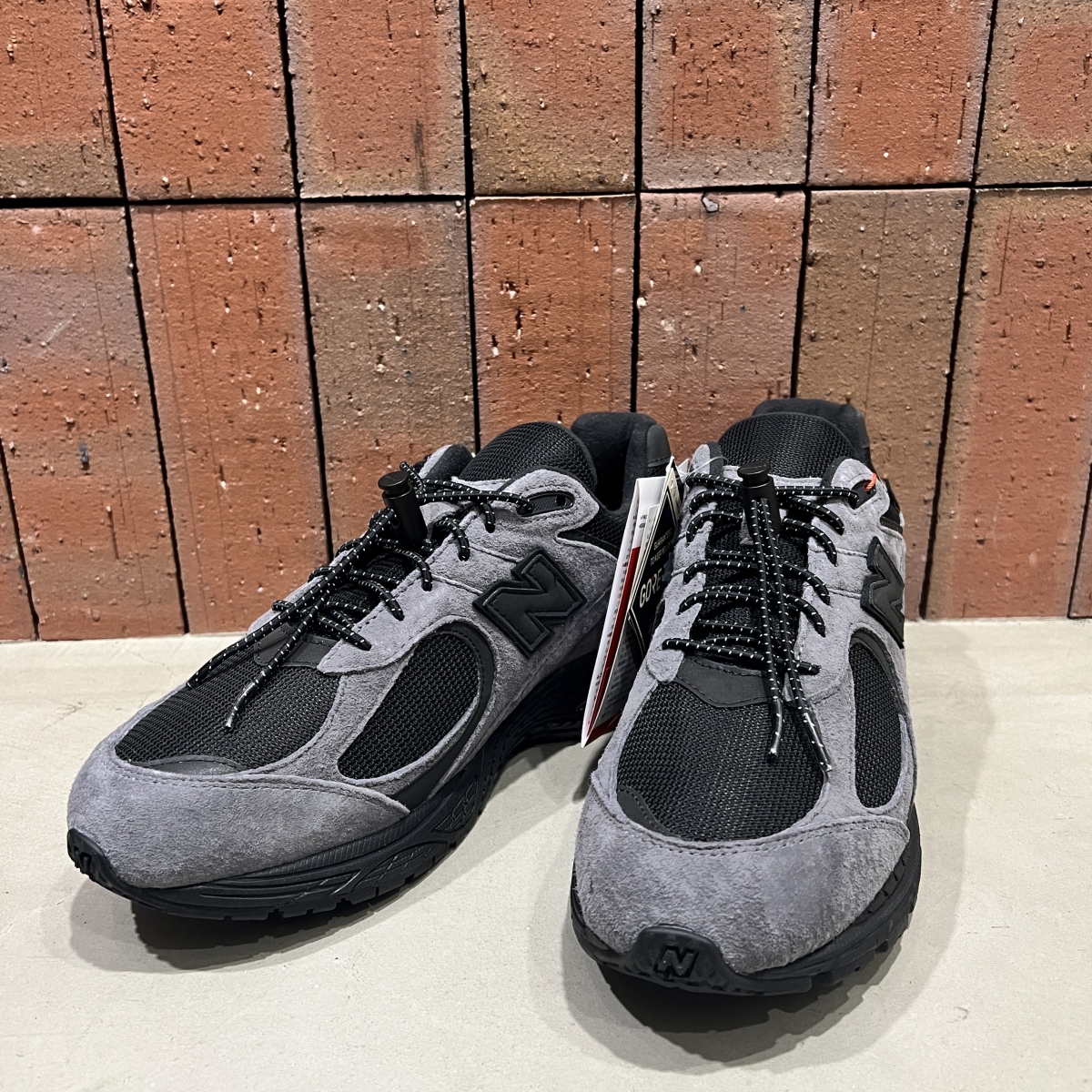 最終価格！非売品　Newbalance　掛時計　稼働未確認 時計 ニューバランス 自由が丘でニューバランスを買取。ジョウンドのコラボのゴアテックス