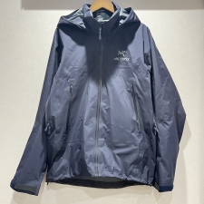 アークテリクス ネイビー ゴアテックス ベータAR ジャケット 買取実績です。
