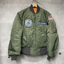 バズリクソンズ ×ピーナッツ セージ BR13621 スヌーピーパッチ MA-1 フライトジャケット 買取実績です。