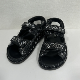 シャネルの24年 クルーズコレクション G35927 B15206 フットベットサンダルの買取実績です。